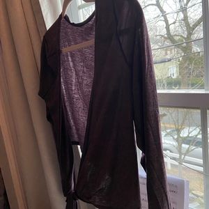 NWOT Lululemon Wrap Shirt